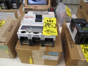 BREAKER, CIRCUIT TYPE, 600 AMP RATING, 2 POLE, 600 VAC/250 VDC, CUTLER-HAMMER CATALOG HLD2600S41, STYLE 83E9852 (SOLID STATE CONTROLS INC. P/N 07-716008-10). SEE PHOTOS ATTACHED IN "SERVICES FOR OBJECT": 1. 2B02204 BKR THAT TRIPPED (NMO 800933562). 2. SPARE BKR FOR 2B02204 MM 10174492. PART # 07-716008-10 (W-44) LOADING & HANDLING FEE $5-
